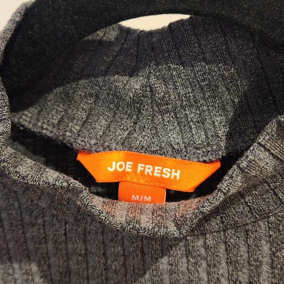 Gray Ribbed Long Sleeve Top - Picture 2 of 4